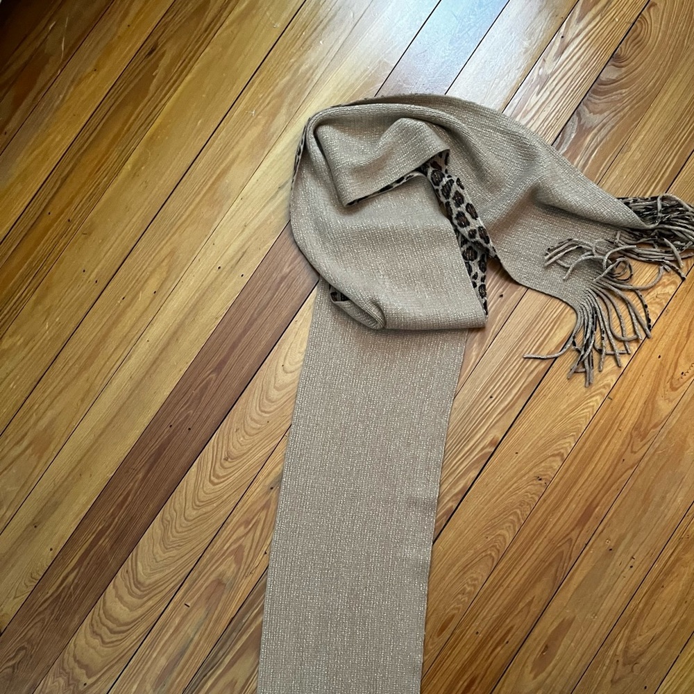 Cejon Animal Print Fringed Scarf With Metallic Thread - Picture 4 of 6